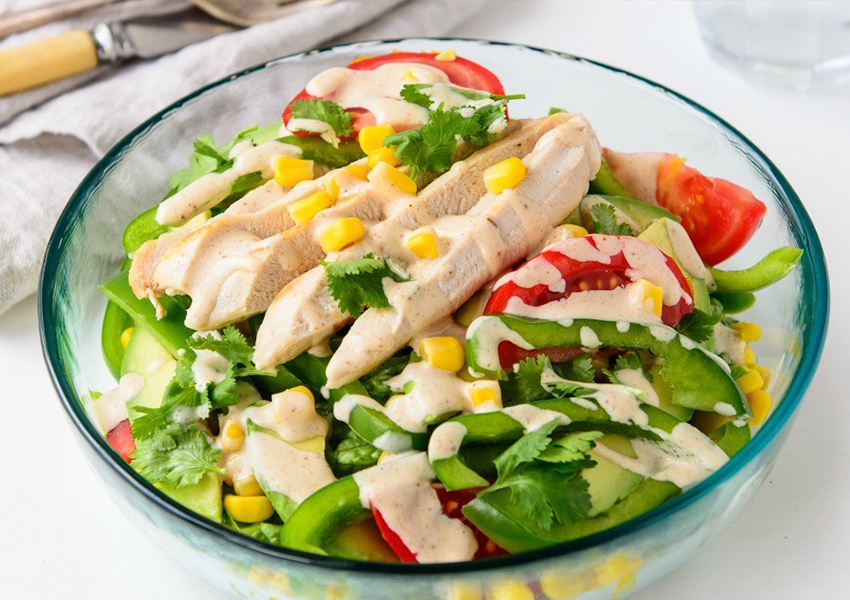 Salad ức gà với sốt Mayonnaise